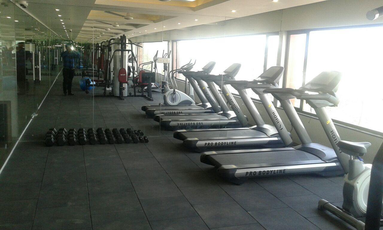 Hotel Comfort Bharuch Ngoại thất bức ảnh