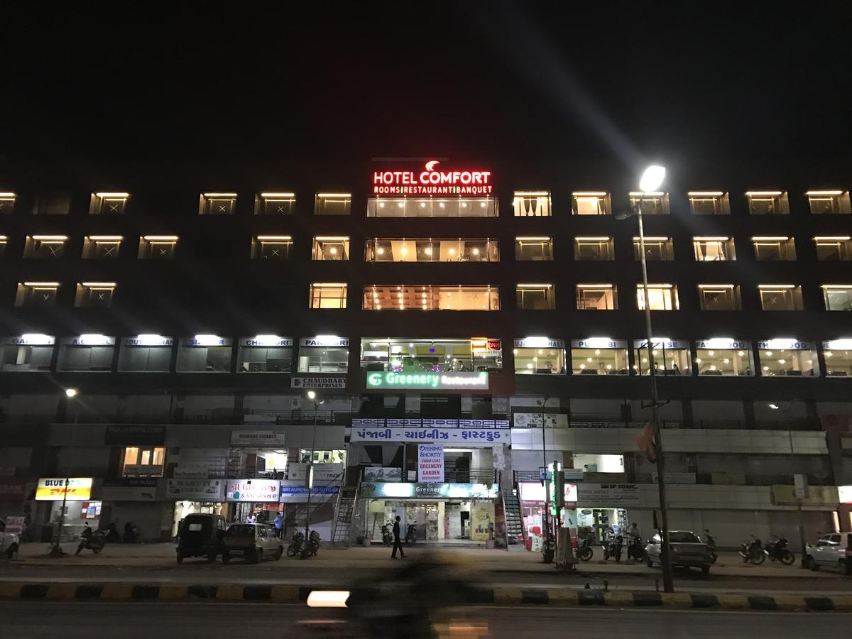 Hotel Comfort Bharuch Ngoại thất bức ảnh